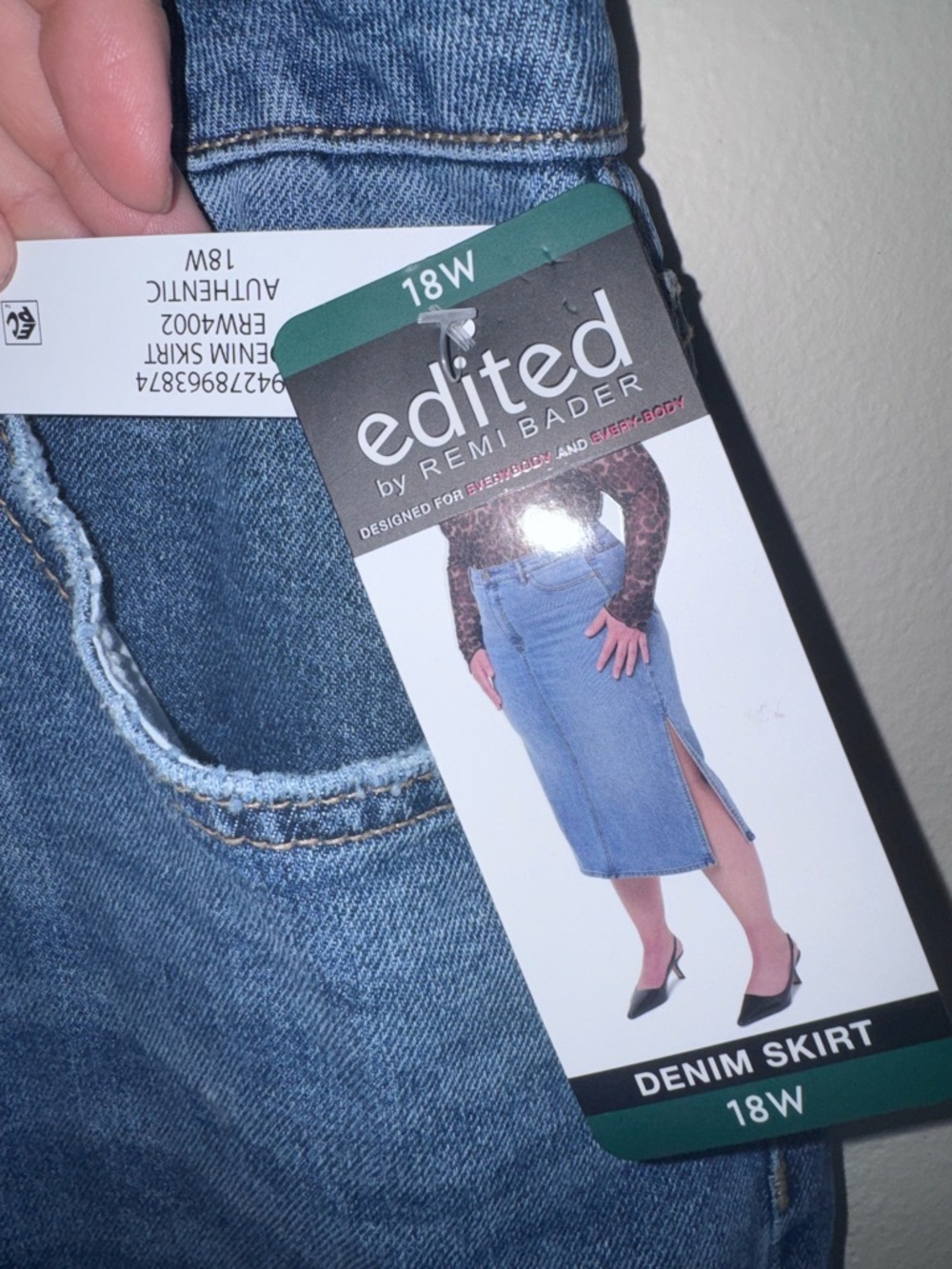 Edited by Remi Bader 18W Light Wash Denim Midi Skirt Raw Hem Side Slit NWT - Picture 2 of 6
